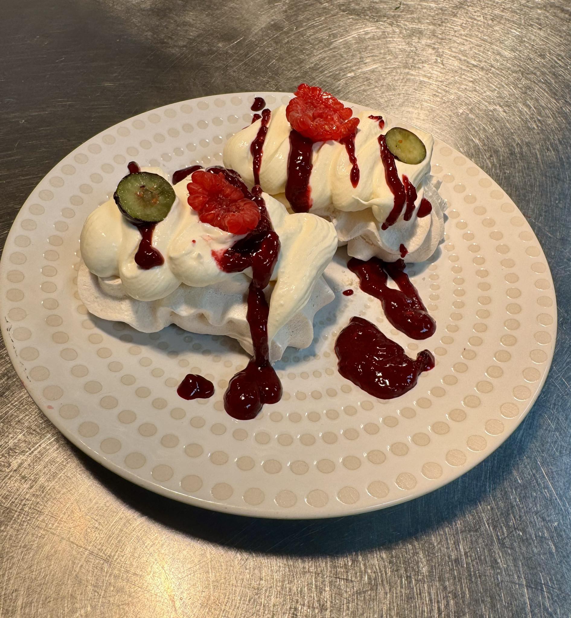 Spécialités maison du restaurant Péron